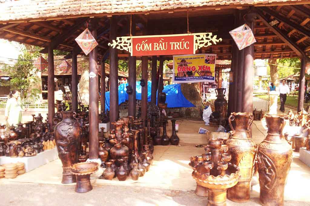 NGÀY 02: PHAN RANG – LÀNG GỐM BÀU TRÚC – TP. HỒ CHÍ MINH (Ăn Sáng, Trưa)
